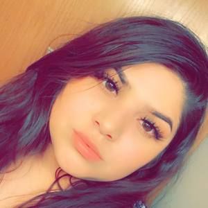 Meet your Posher, Isabel